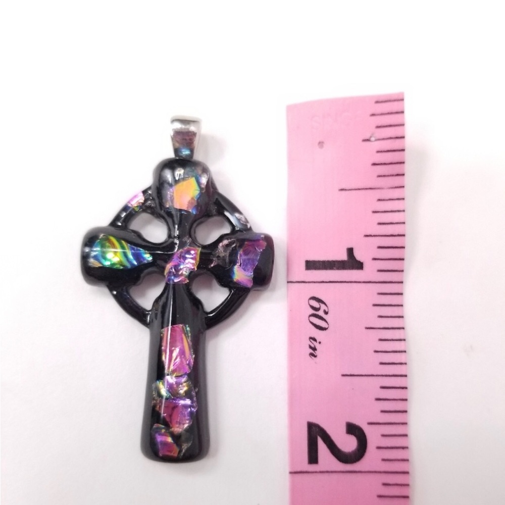 Rainbow resin black cross pendant - Picture 3 of 3